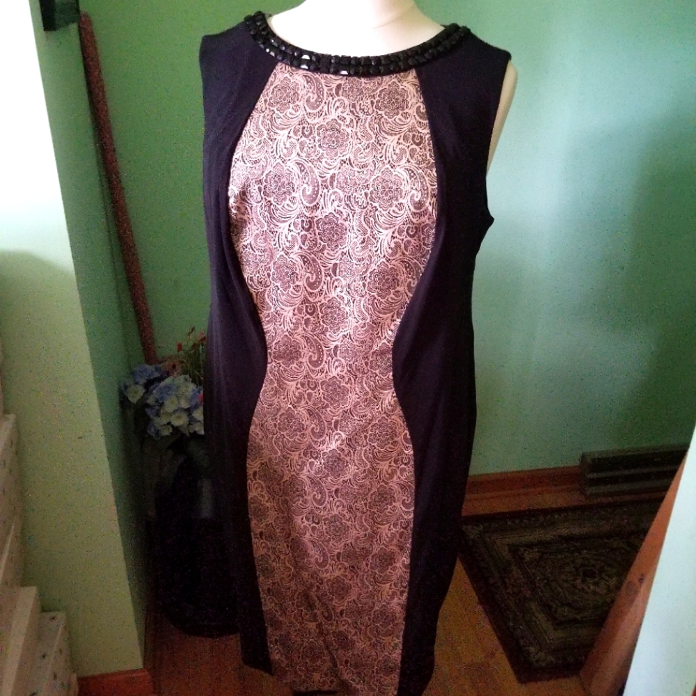 Plus Size Cocktail Dress by Collection Dress Barn, Size 22